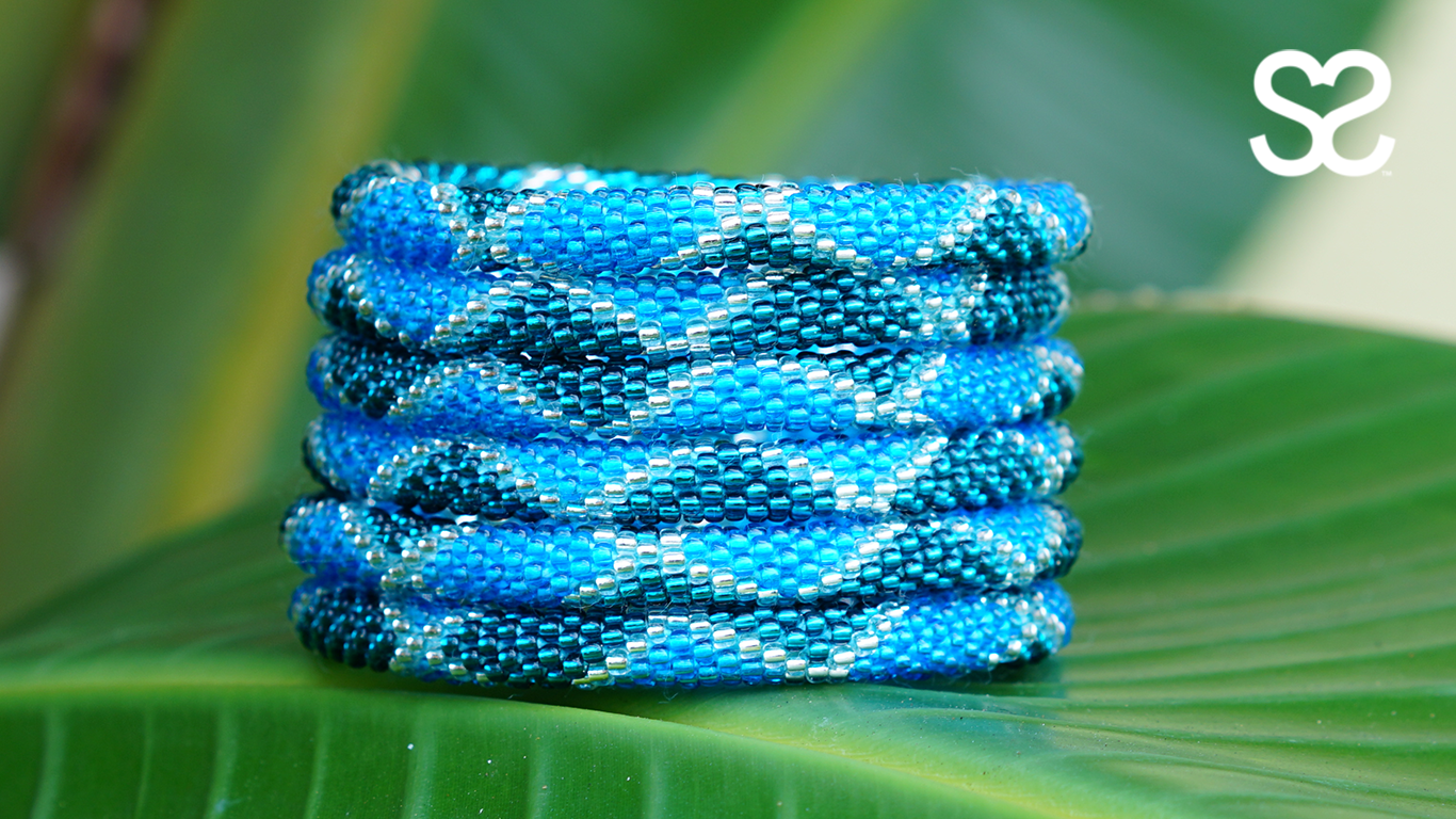Sashka Co. Extended 8" Bracelet Blue / Teal / Clear Sea Glass Bracelet - Extended 8"